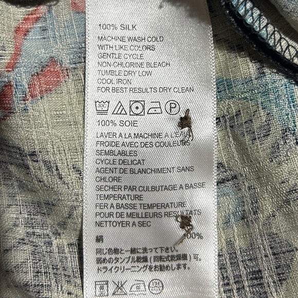 2014 TOMMY BAHAMA Seasons Greetings Silk Shirt sz M Tree Bird Ornament Christmas - Picture 10 of 12